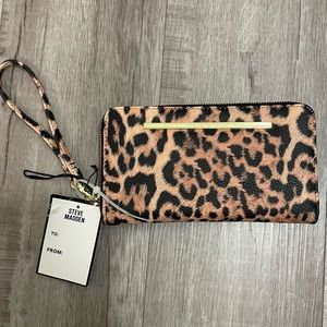 NWT Steve Madden Leopard Wristlet